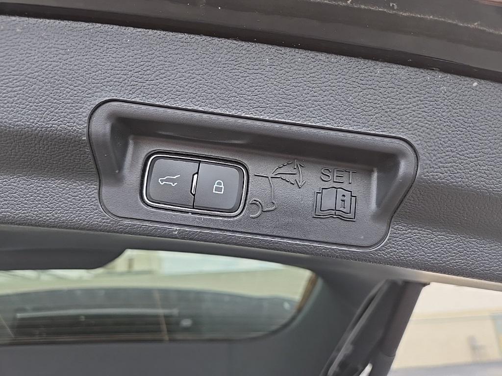 used 2023 Ford Explorer car, priced at $34,991