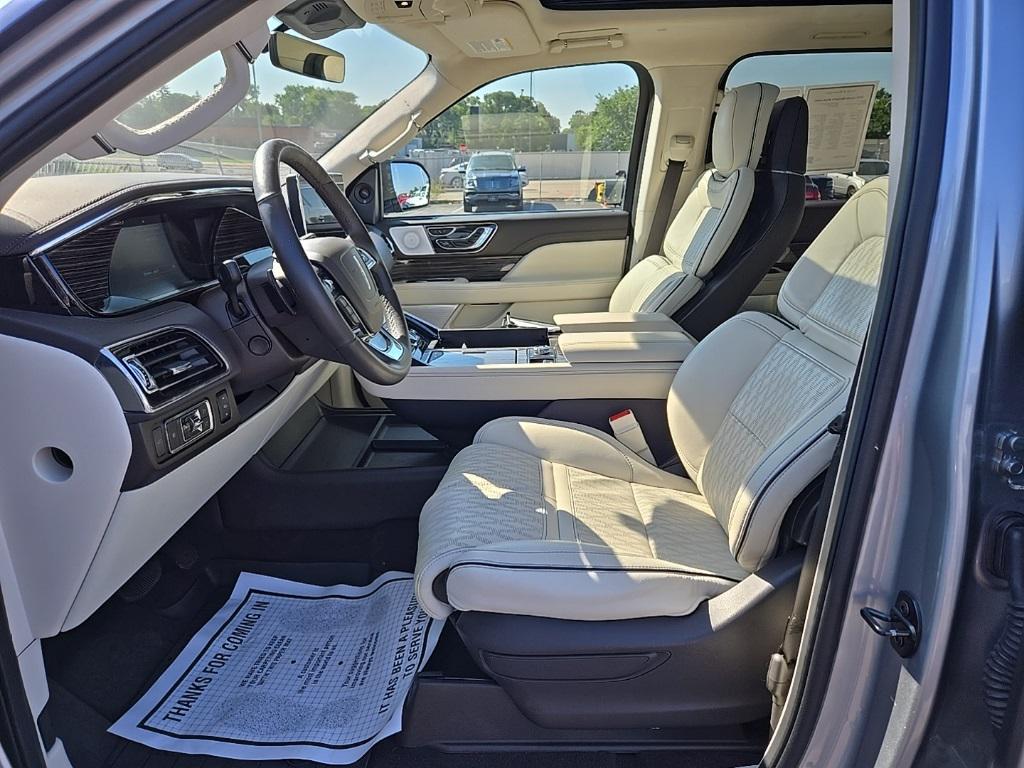 used 2022 Lincoln Navigator car, priced at $64,555