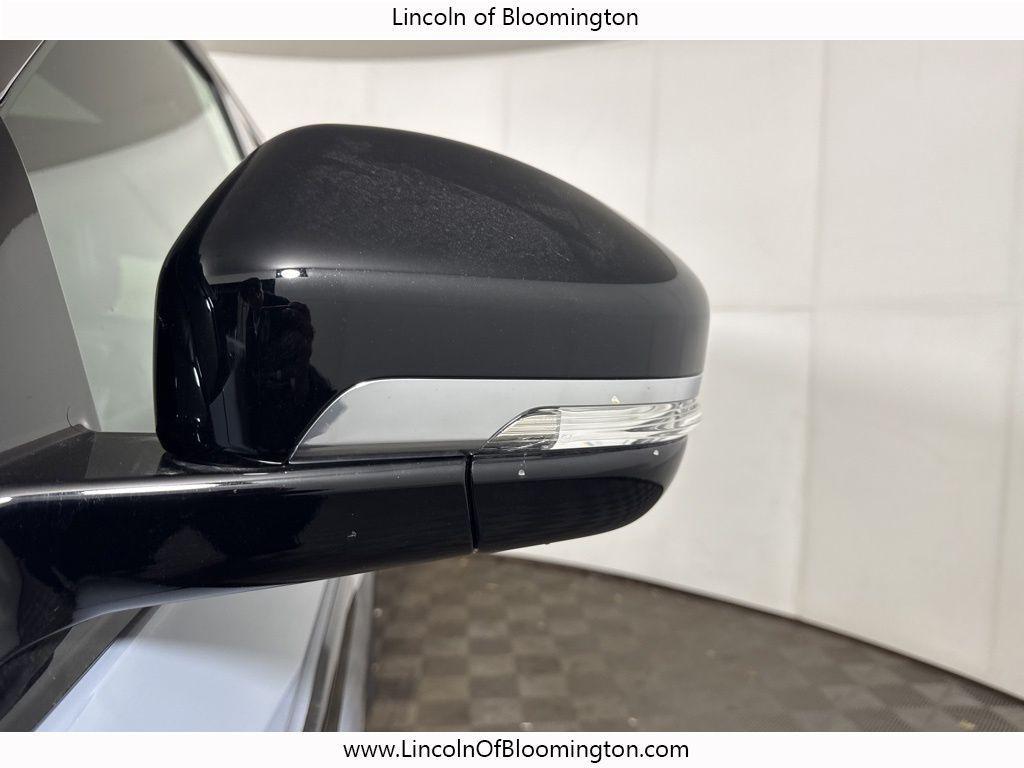 new 2025 Lincoln Navigator car, priced at $109,152