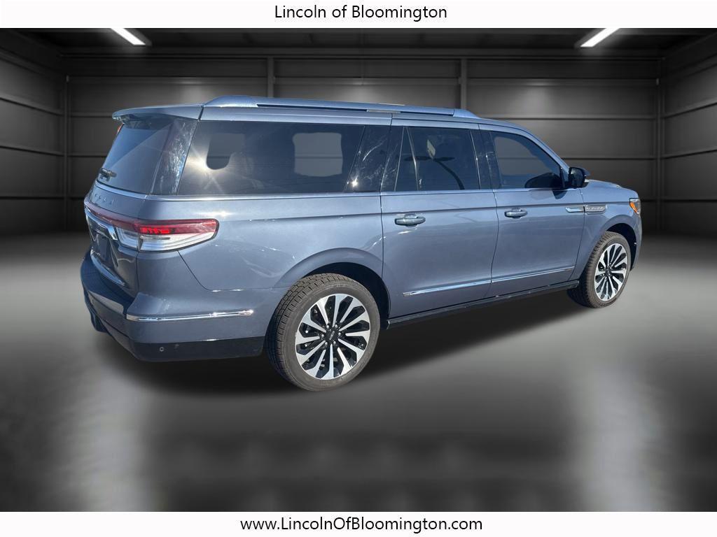 used 2022 Lincoln Navigator car, priced at $59,451
