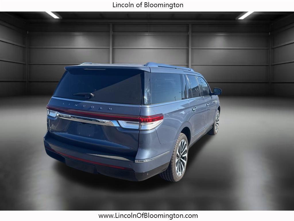 used 2022 Lincoln Navigator car, priced at $59,451