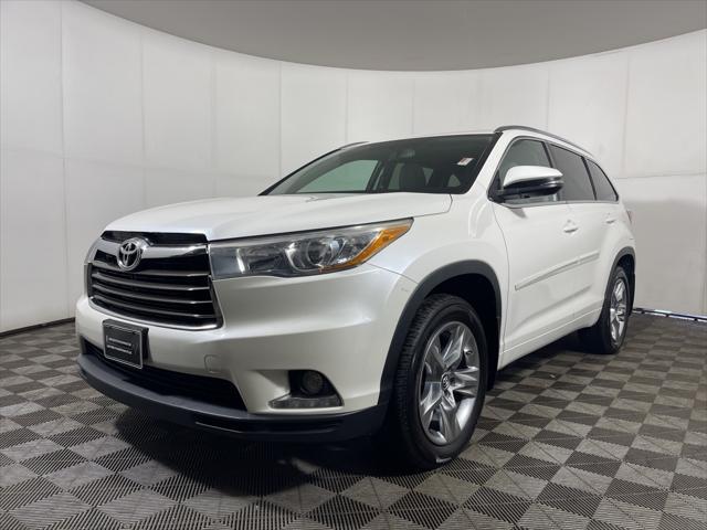 used 2016 Toyota Highlander car, priced at $17,891