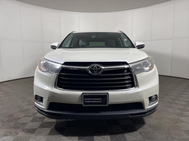 used 2016 Toyota Highlander car, priced at $17,891