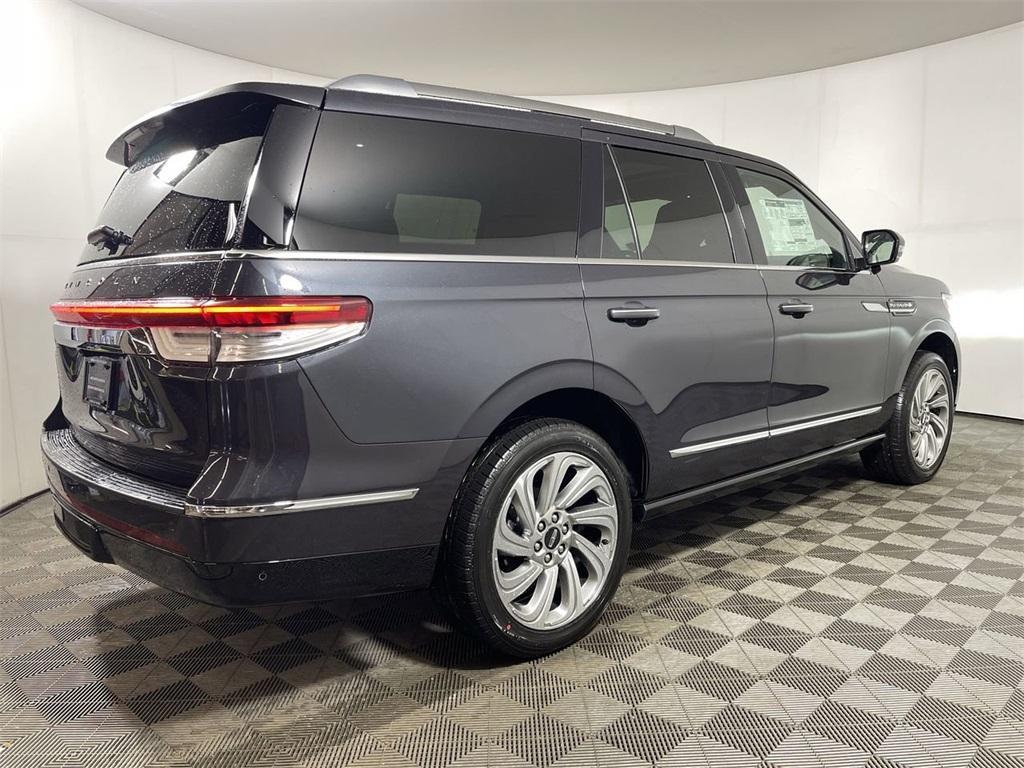 new 2024 Lincoln Navigator car, priced at $92,991