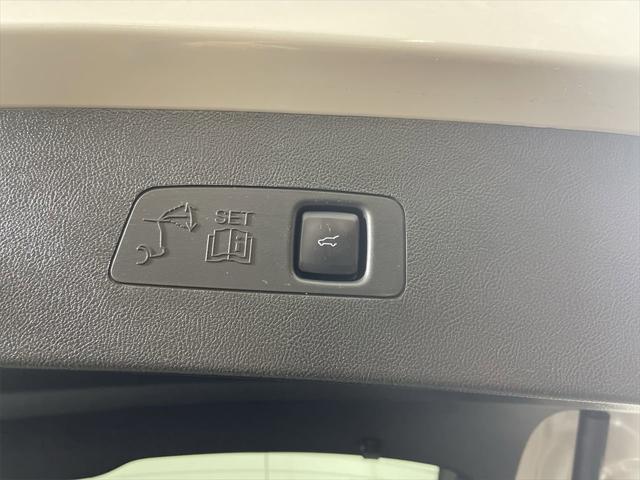used 2022 Lincoln Corsair car, priced at $31,958