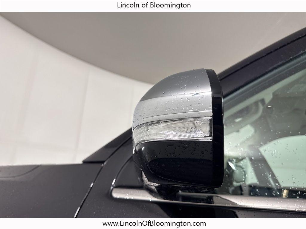 used 2023 Lincoln Navigator car, priced at $75,474