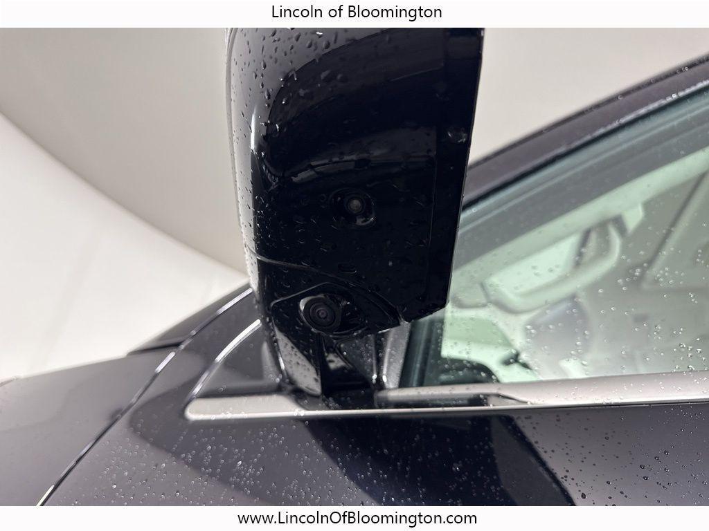 used 2023 Lincoln Navigator car, priced at $75,474