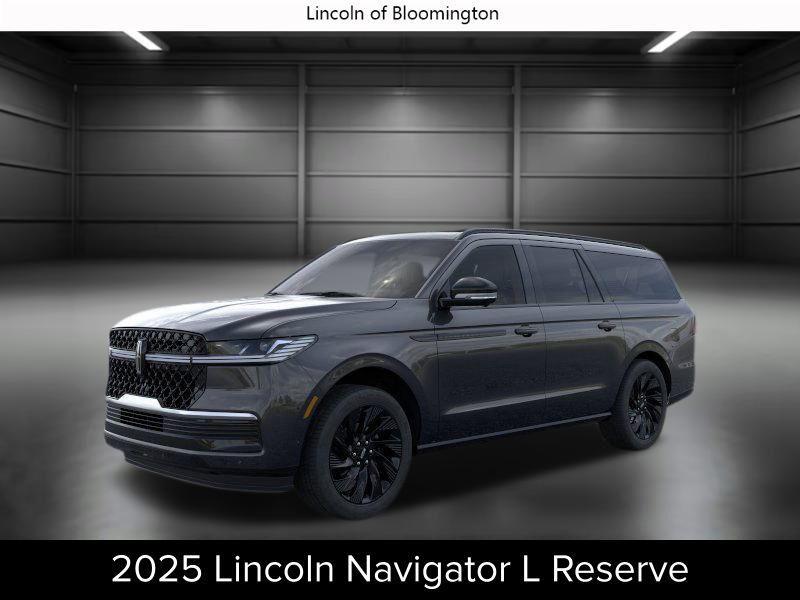 new 2025 Lincoln Navigator car, priced at $107,323