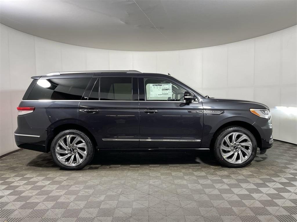 new 2024 Lincoln Navigator car, priced at $97,599