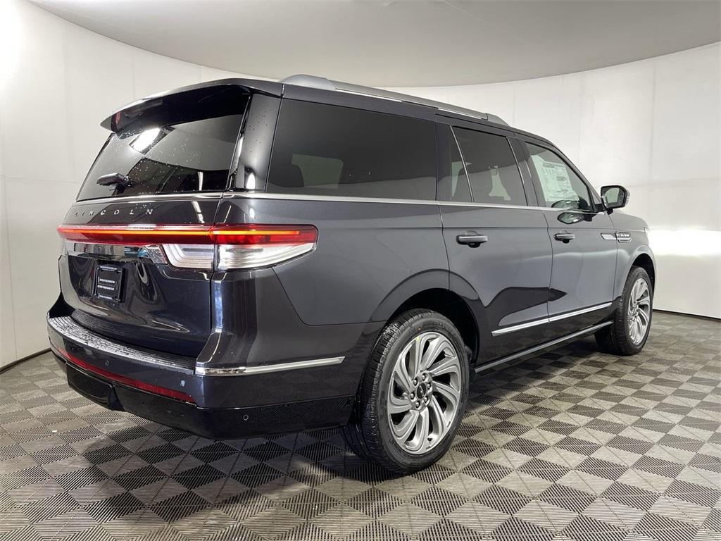 new 2024 Lincoln Navigator car, priced at $97,599