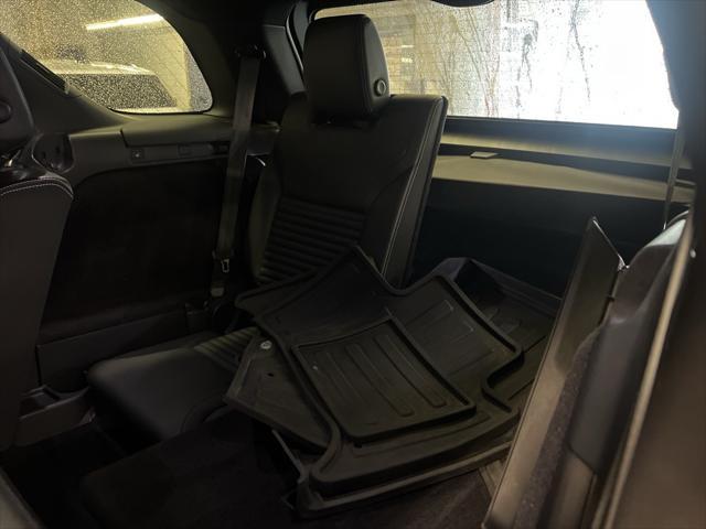 used 2023 Land Rover Discovery car, priced at $48,062