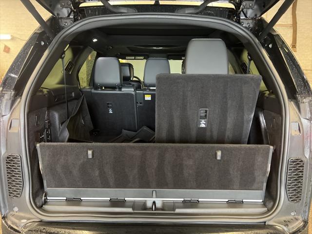 used 2023 Land Rover Discovery car, priced at $48,062