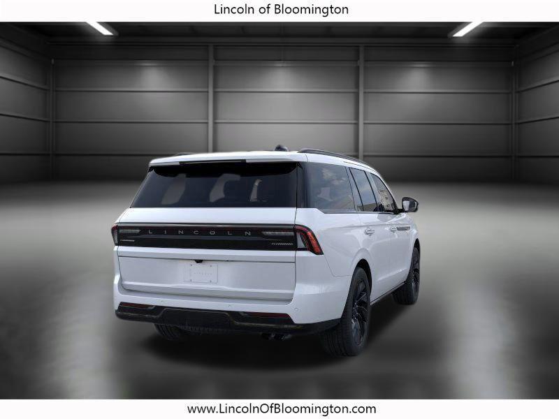 new 2025 Lincoln Navigator car, priced at $102,522