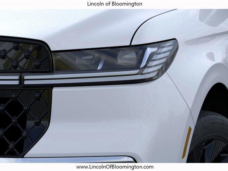 new 2025 Lincoln Navigator car, priced at $102,522