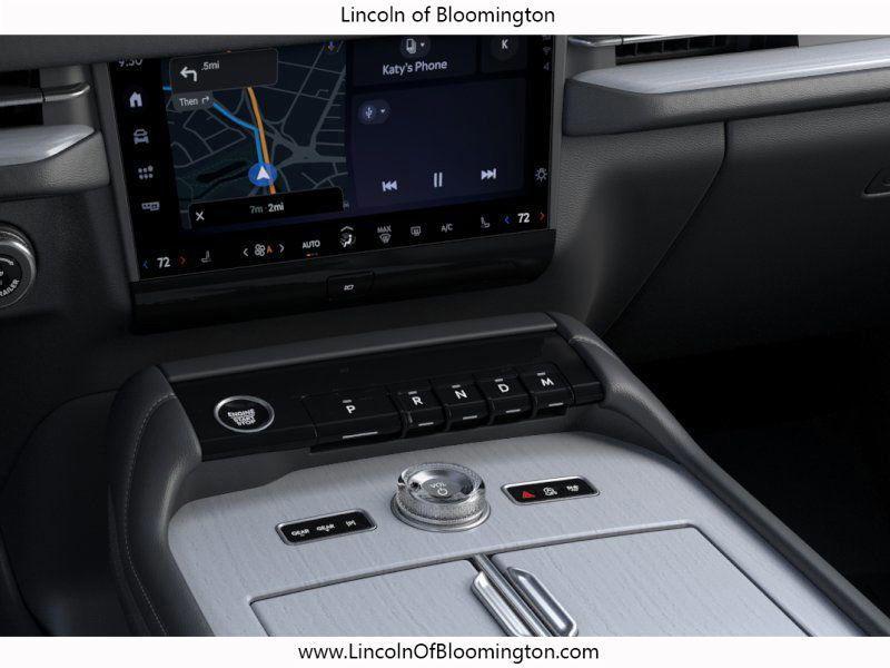 new 2025 Lincoln Navigator car, priced at $102,522