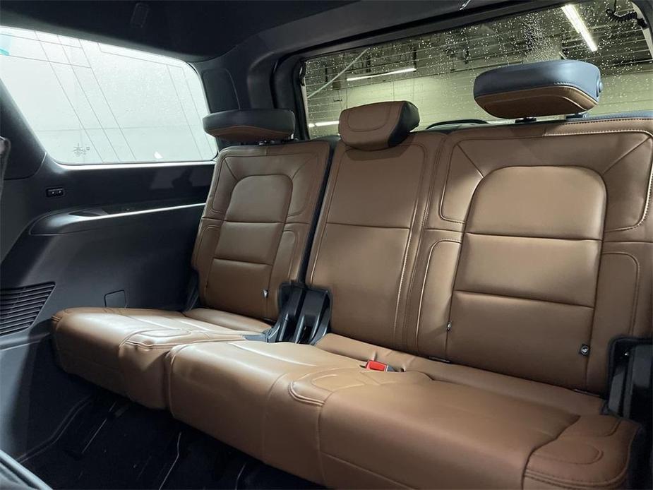 new 2024 Lincoln Navigator car, priced at $101,598