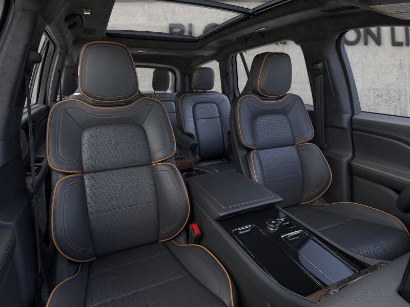 new 2025 Lincoln Aviator car, priced at $90,170