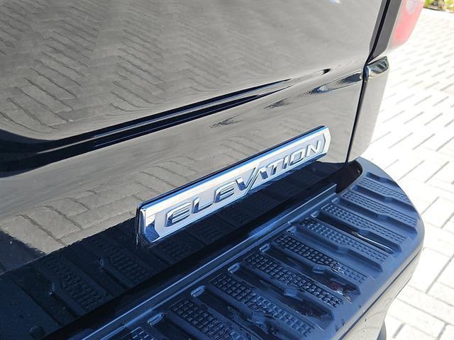 used 2022 GMC Sierra 1500 car, priced at $33,989