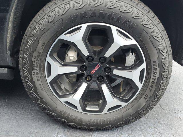 used 2022 GMC Yukon XL car