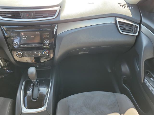 used 2016 Nissan Rogue car, priced at $9,725