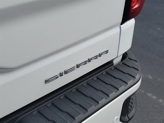used 2022 GMC Sierra 1500 car, priced at $45,387