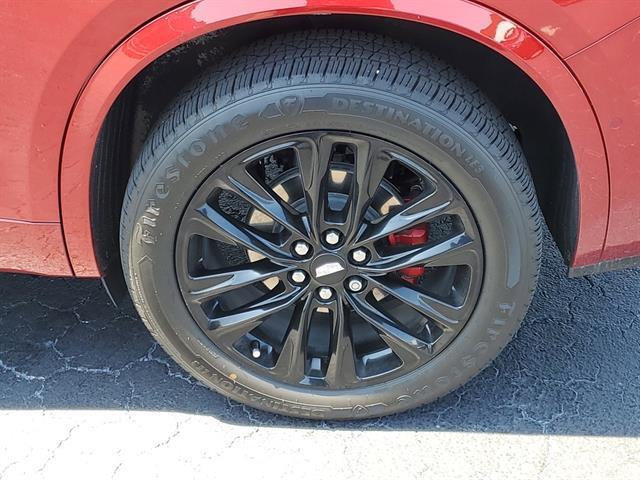 used 2022 Cadillac XT6 car, priced at $35,638