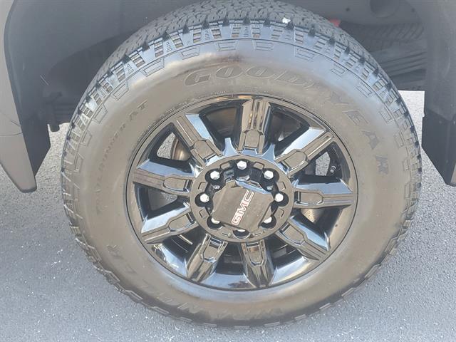 used 2024 GMC Sierra 2500 car, priced at $69,244