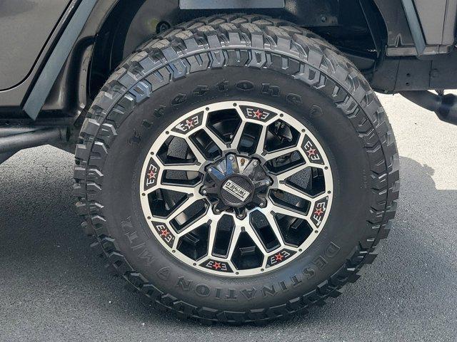 used 2014 Jeep Wrangler Unlimited car, priced at $21,589