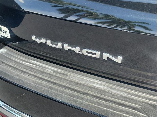 used 2022 GMC Yukon car, priced at $54,574
