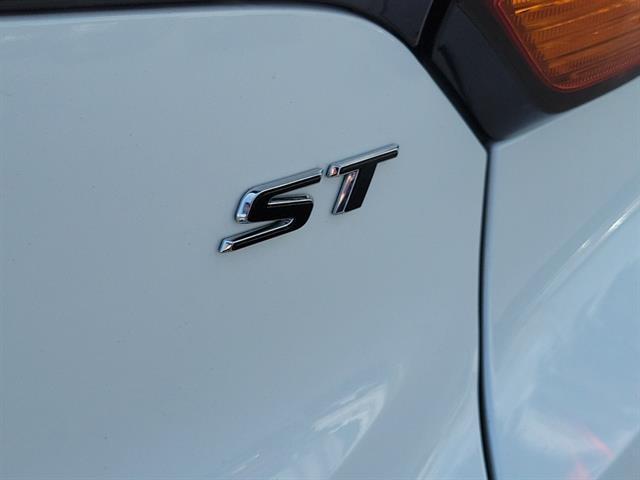 used 2023 Buick Encore GX car, priced at $21,552