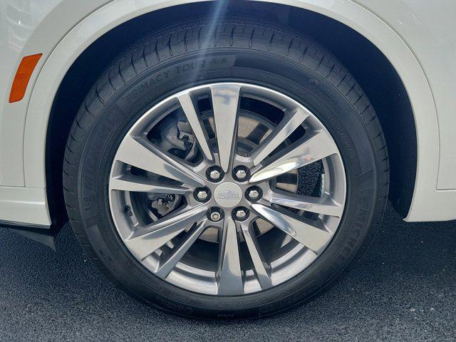 used 2022 Cadillac XT6 car, priced at $32,200