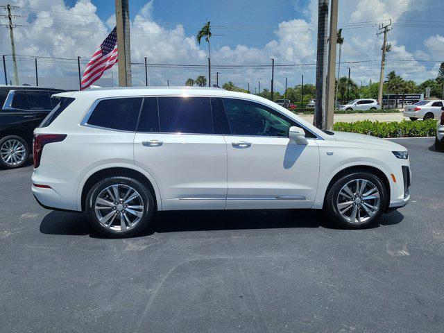 used 2022 Cadillac XT6 car, priced at $32,200