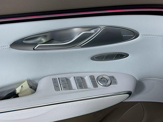 new 2026 Genesis GV70 car