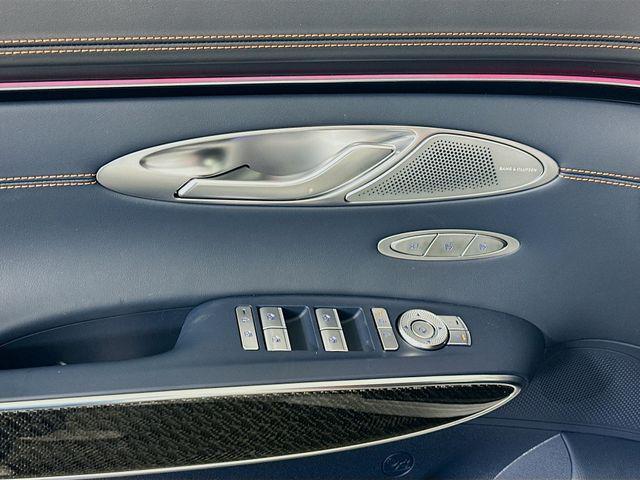 new 2026 Genesis GV70 car