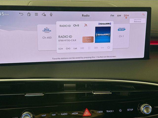 new 2026 Genesis GV70 car