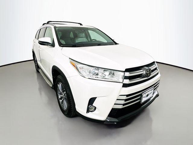 used 2018 Toyota Highlander car, priced at $21,083