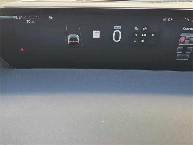 new 2025 Ford Expedition car, priced at $83,688