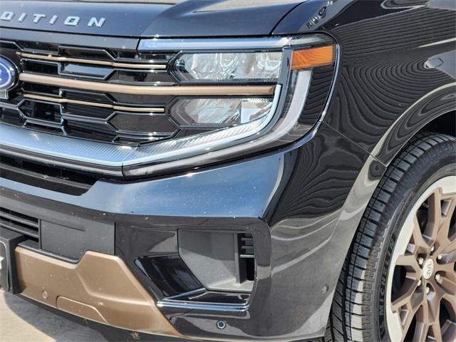 new 2025 Ford Expedition car, priced at $84,388