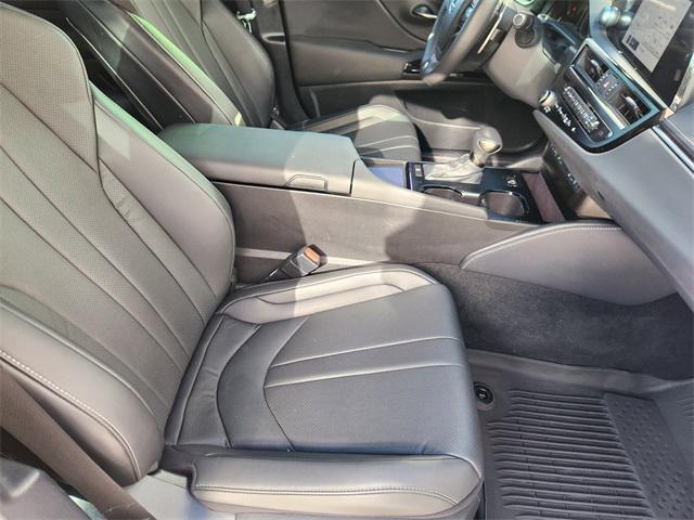 used 2023 Lexus ES 350 car, priced at $38,999