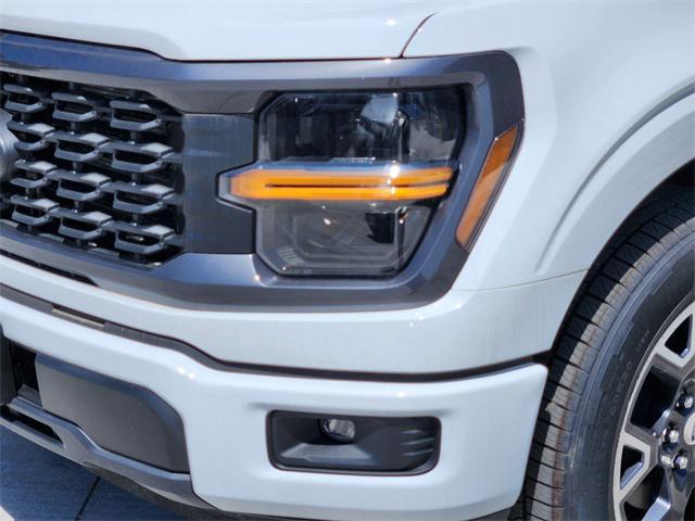 new 2025 Ford F-150 car, priced at $43,138