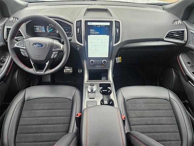 new 2024 Ford Edge car, priced at $38,995