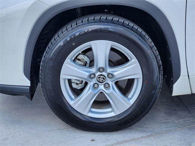 used 2020 Toyota Highlander car, priced at $26,888