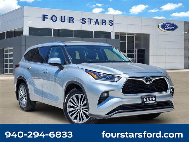 used 2021 Toyota Highlander car, priced at $35,995