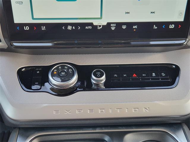 new 2025 Ford Expedition Max car, priced at $73,888