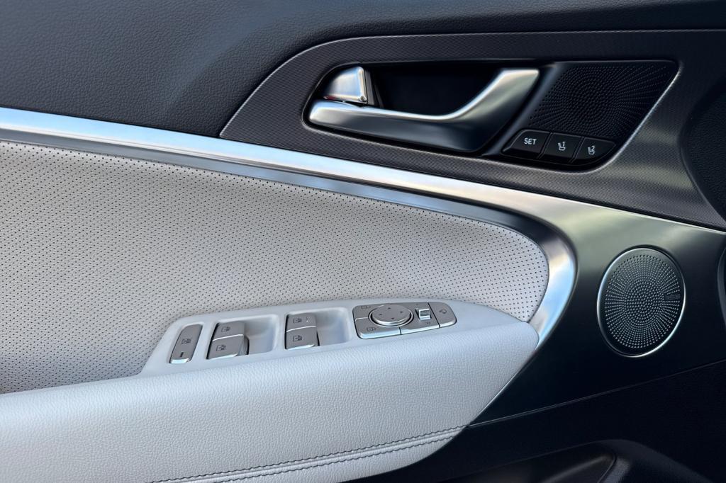 new 2026 Genesis G70 car, priced at $56,080