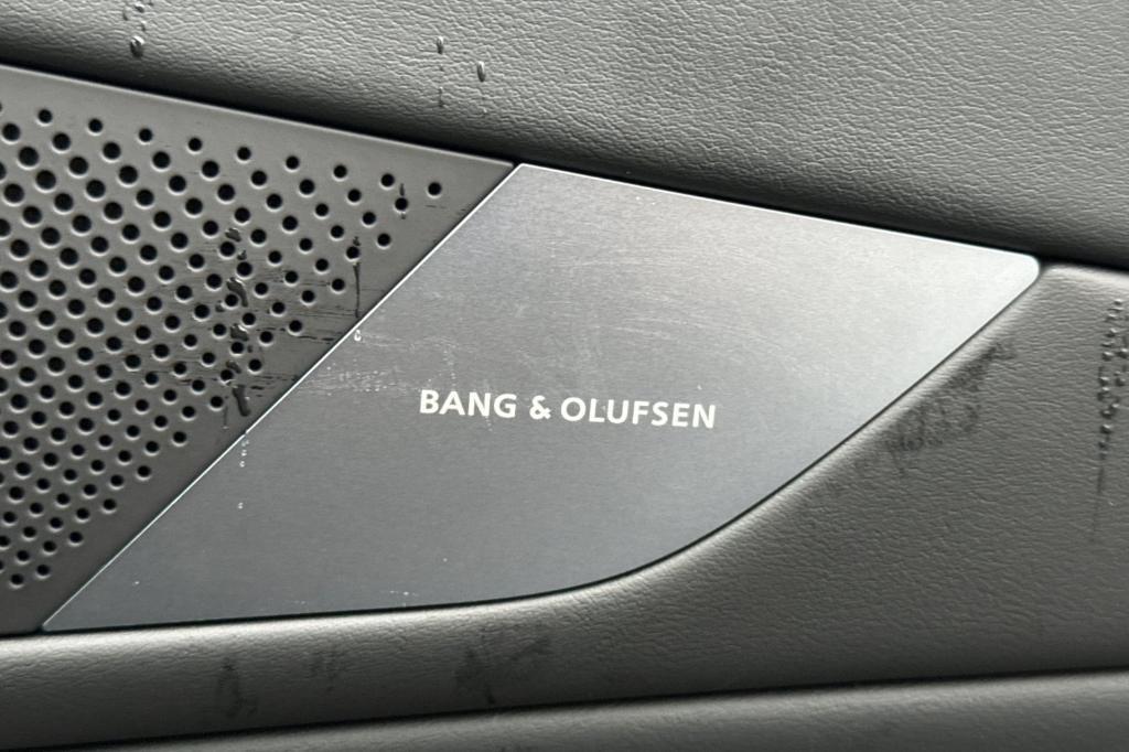 new 2025 Genesis G80 car, priced at $60,960