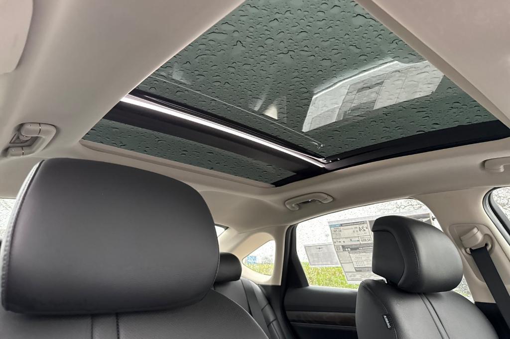 new 2025 Genesis G80 car, priced at $60,960