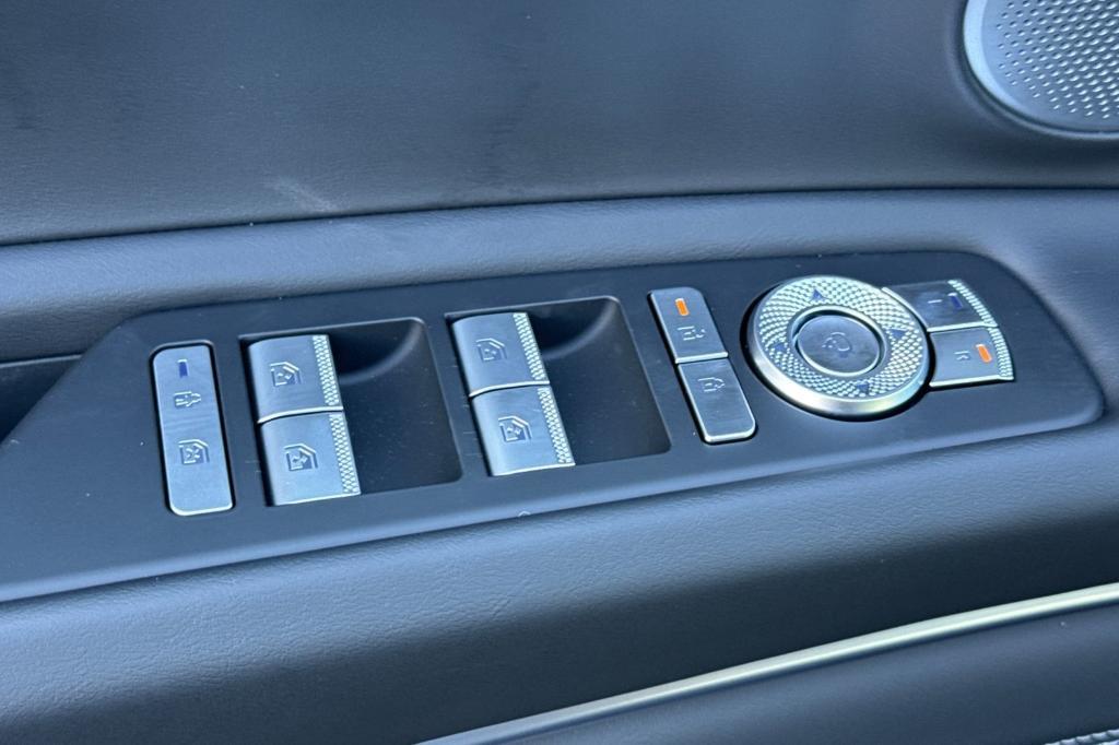 new 2026 Genesis GV80 car, priced at $78,510