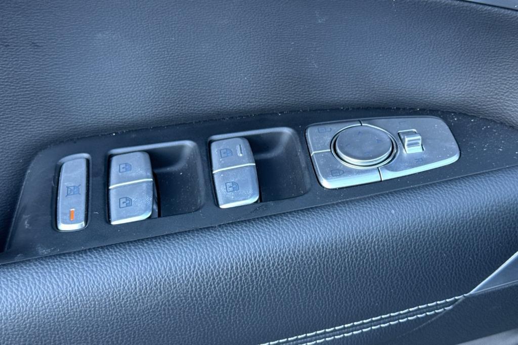 used 2025 Genesis G70 car, priced at $32,999