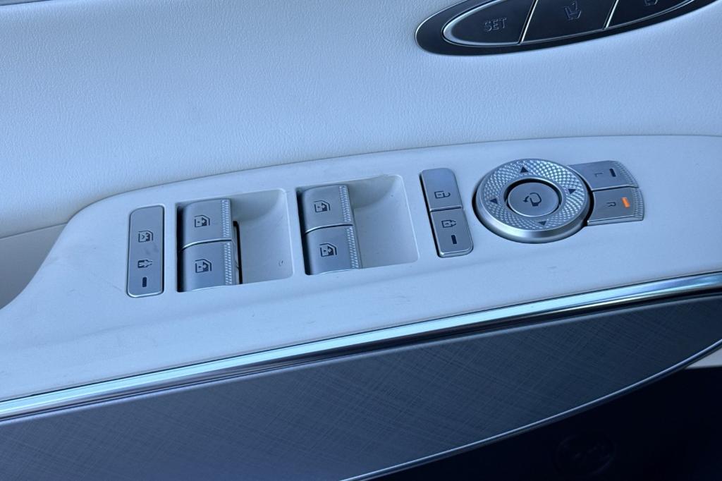 new 2025 Genesis Electrified GV70 car, priced at $60,955